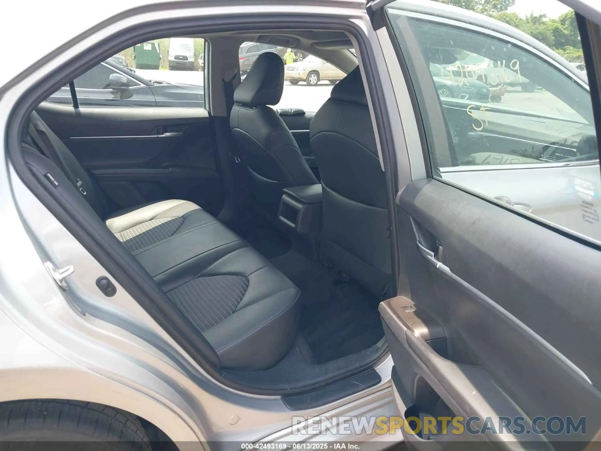 8 Photograph of a damaged car 4T1T11AK8PU171366 TOYOTA CAMRY 2023