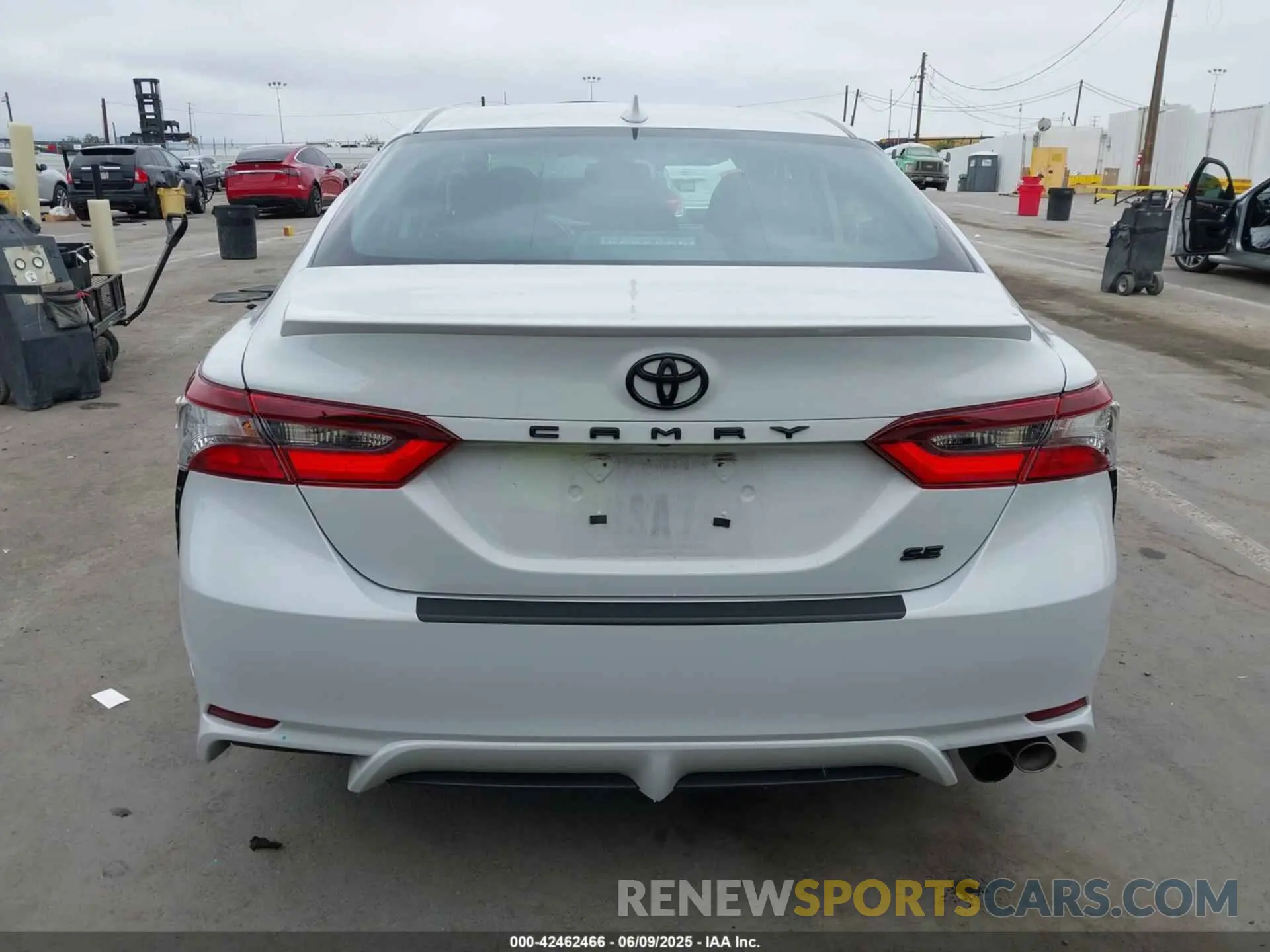 16 Photograph of a damaged car 4T1T11AK9PU168816 TOYOTA CAMRY 2023