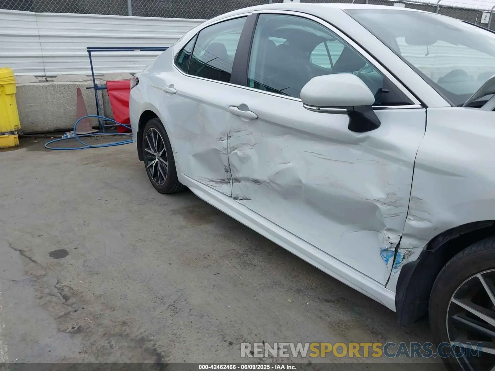 6 Photograph of a damaged car 4T1T11AK9PU168816 TOYOTA CAMRY 2023