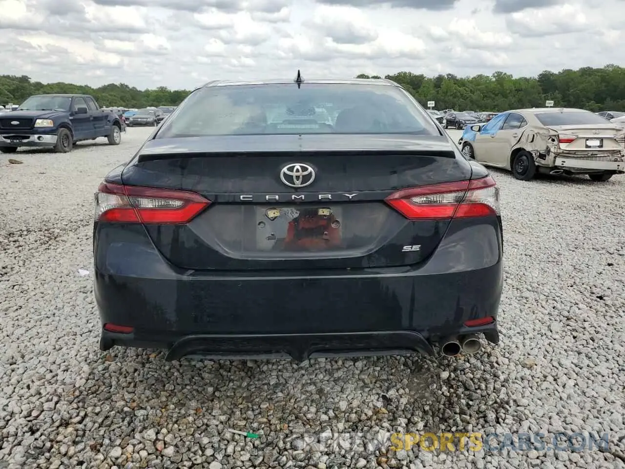 6 Photograph of a damaged car 4T1T11AK9PU811004 TOYOTA CAMRY 2023