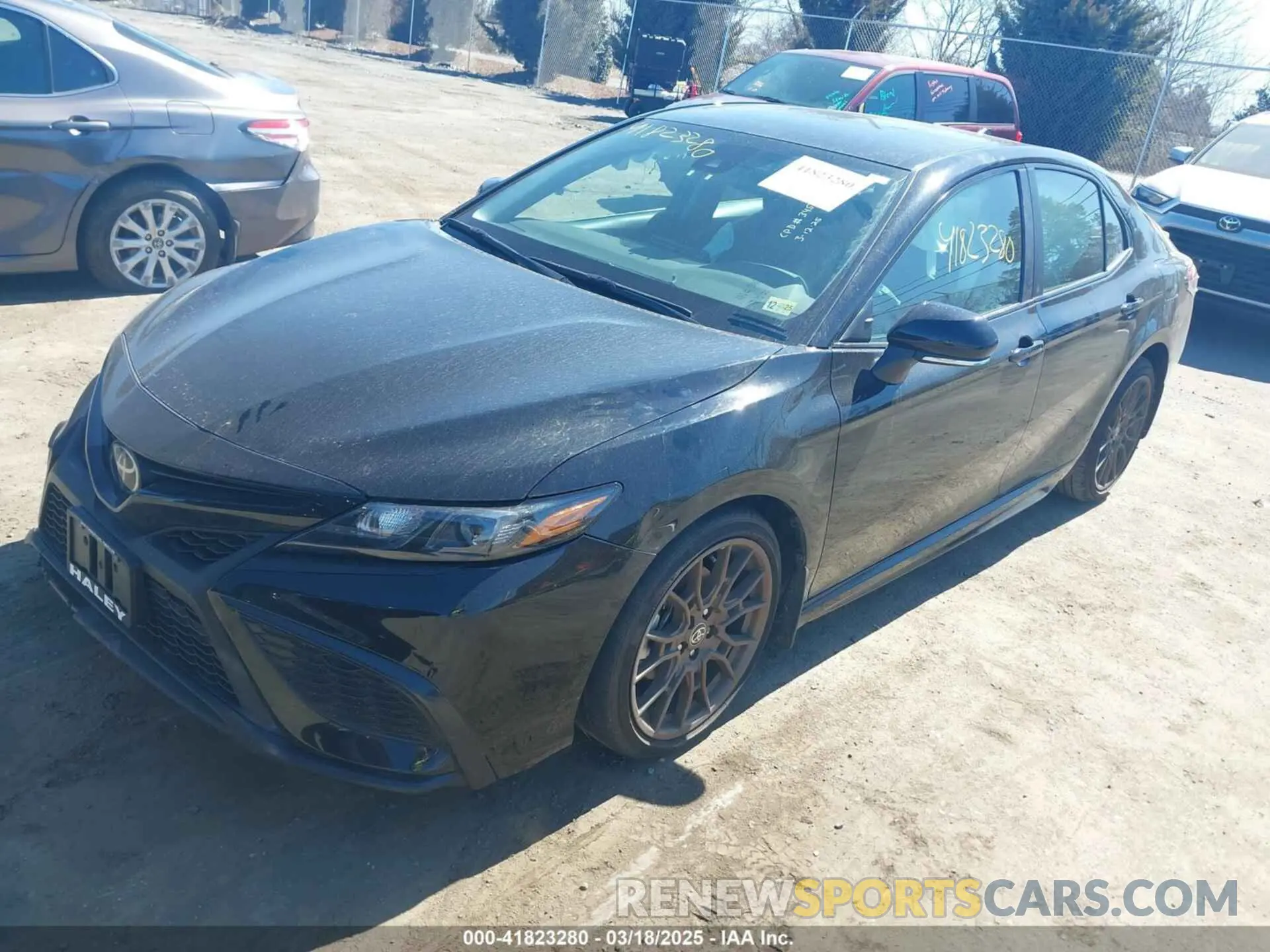 2 Фотография поврежденного автомобиля 4T1T11AKXPU111010 TOYOTA CAMRY 2023