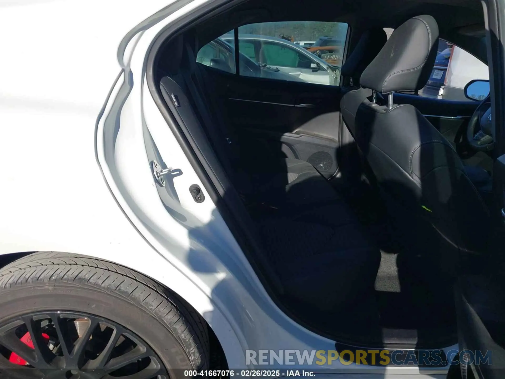 8 Фотография поврежденного автомобиля 4T1T11AKXPU167223 TOYOTA CAMRY 2023