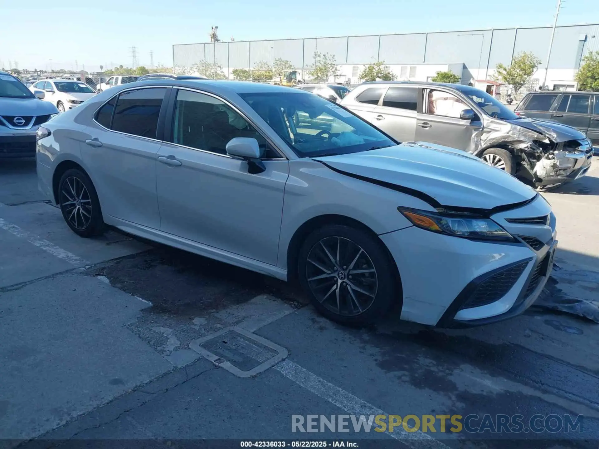 1 Фотография поврежденного автомобиля 4T1T11AKXPU188282 TOYOTA CAMRY 2023