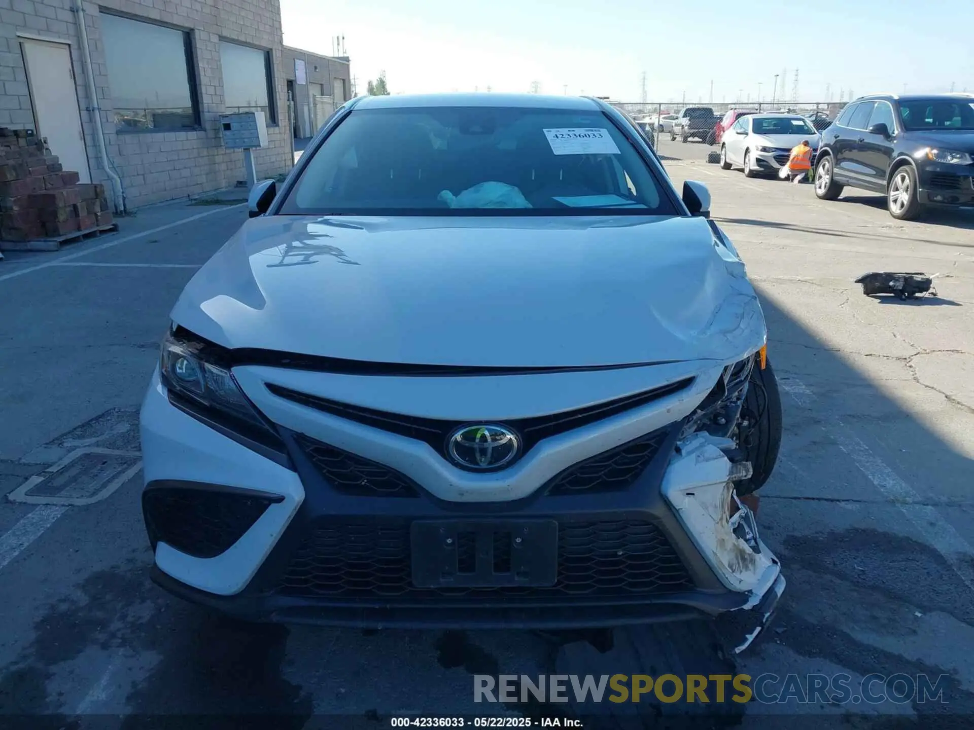 12 Фотография поврежденного автомобиля 4T1T11AKXPU188282 TOYOTA CAMRY 2023