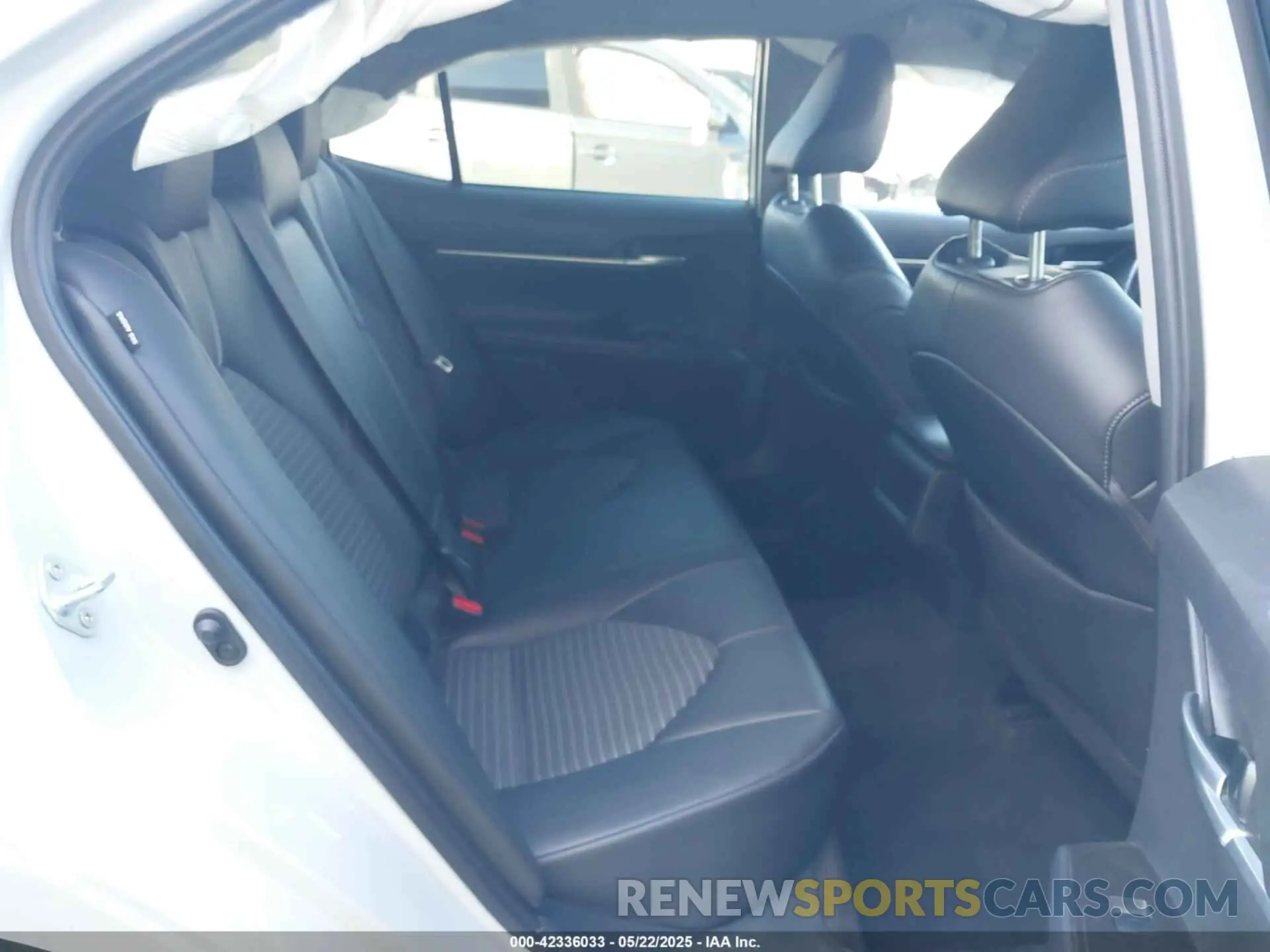 8 Фотография поврежденного автомобиля 4T1T11AKXPU188282 TOYOTA CAMRY 2023