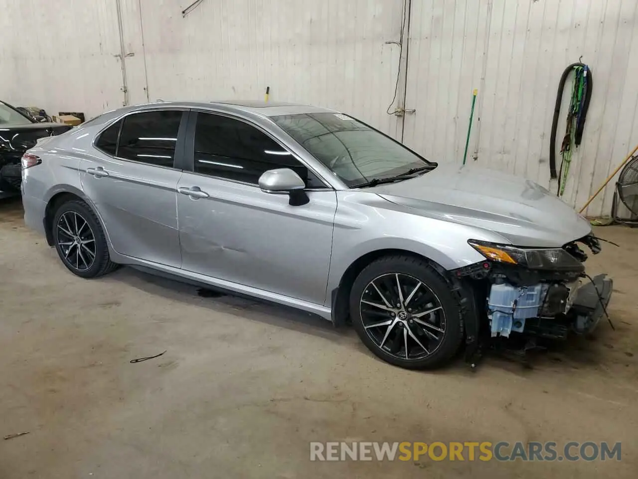 4 Фотография поврежденного автомобиля 4T1T11AKXPU773587 TOYOTA CAMRY 2023