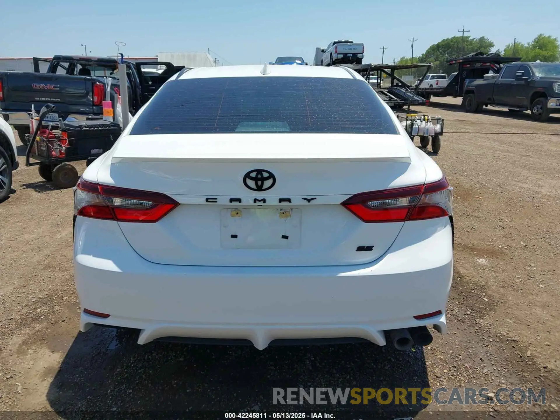 17 Photograph of a damaged car 4T1T11AKXPU783245 TOYOTA CAMRY 2023