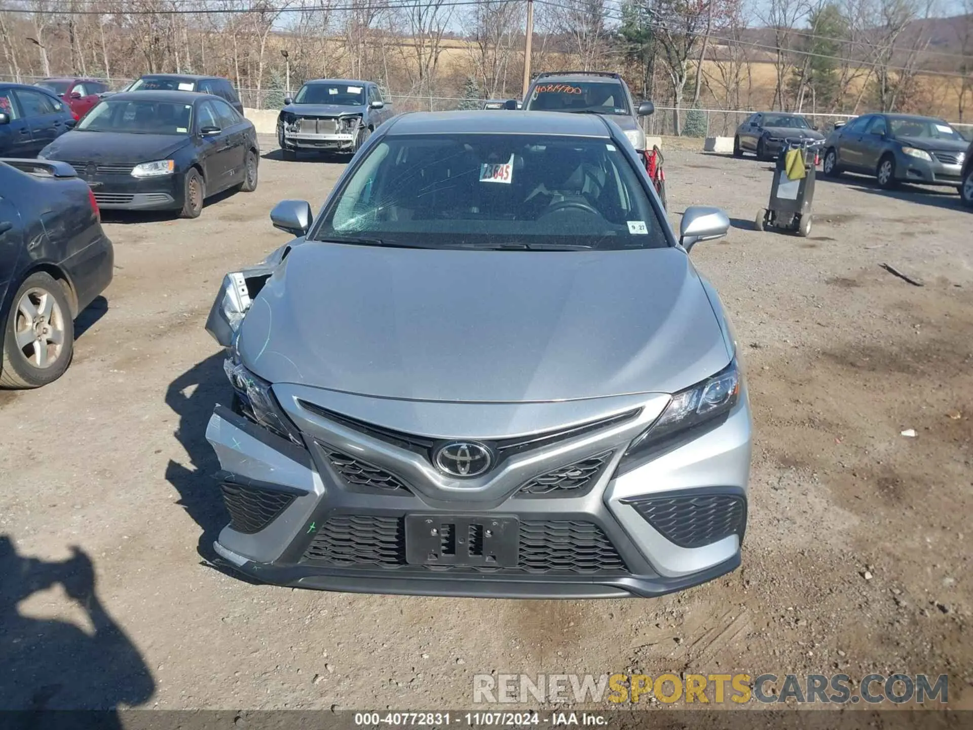 12 Фотография поврежденного автомобиля 4T1T11BK4PU075538 TOYOTA CAMRY 2023