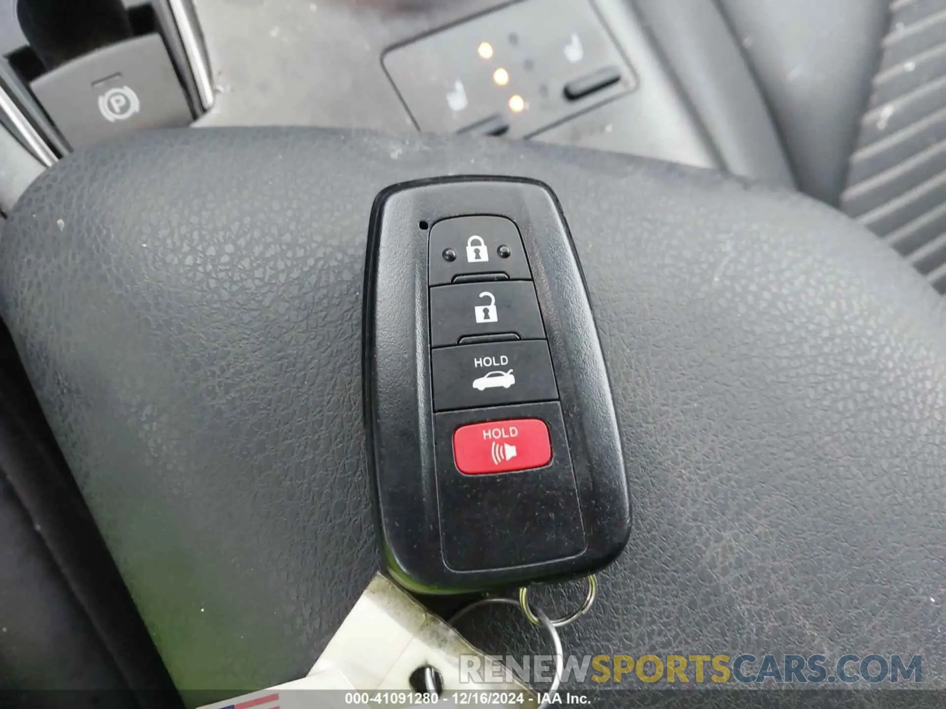 11 Фотография поврежденного автомобиля 4T1T11BK5PU088265 TOYOTA CAMRY 2023