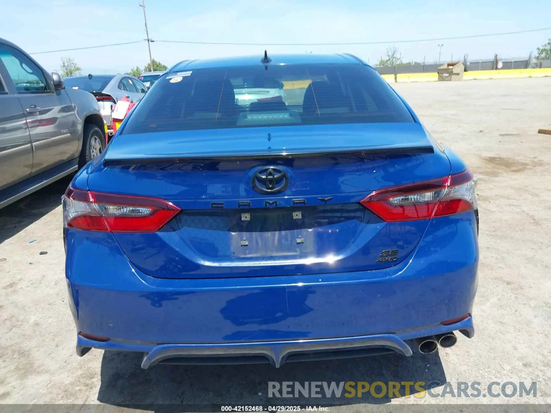15 Photograph of a damaged car 4T1T11BK7PU084282 TOYOTA CAMRY 2023