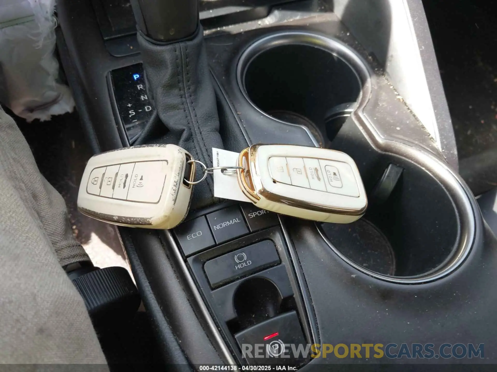 11 Фотография поврежденного автомобиля 4T1T11BK9PU079486 TOYOTA CAMRY 2023