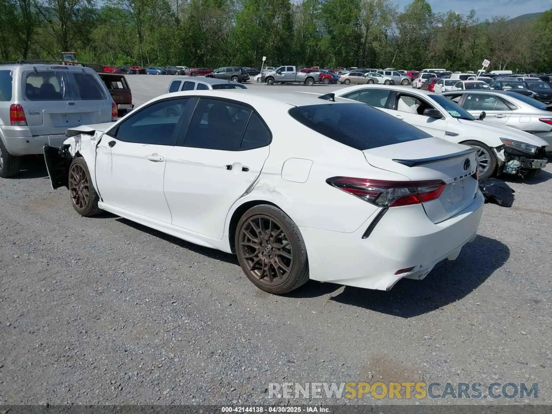 3 Фотография поврежденного автомобиля 4T1T11BK9PU079486 TOYOTA CAMRY 2023
