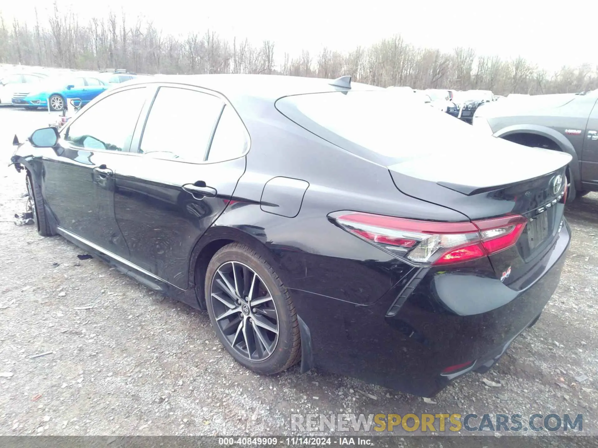 3 Фотография поврежденного автомобиля 4T1T11BK9PU081092 TOYOTA CAMRY 2023