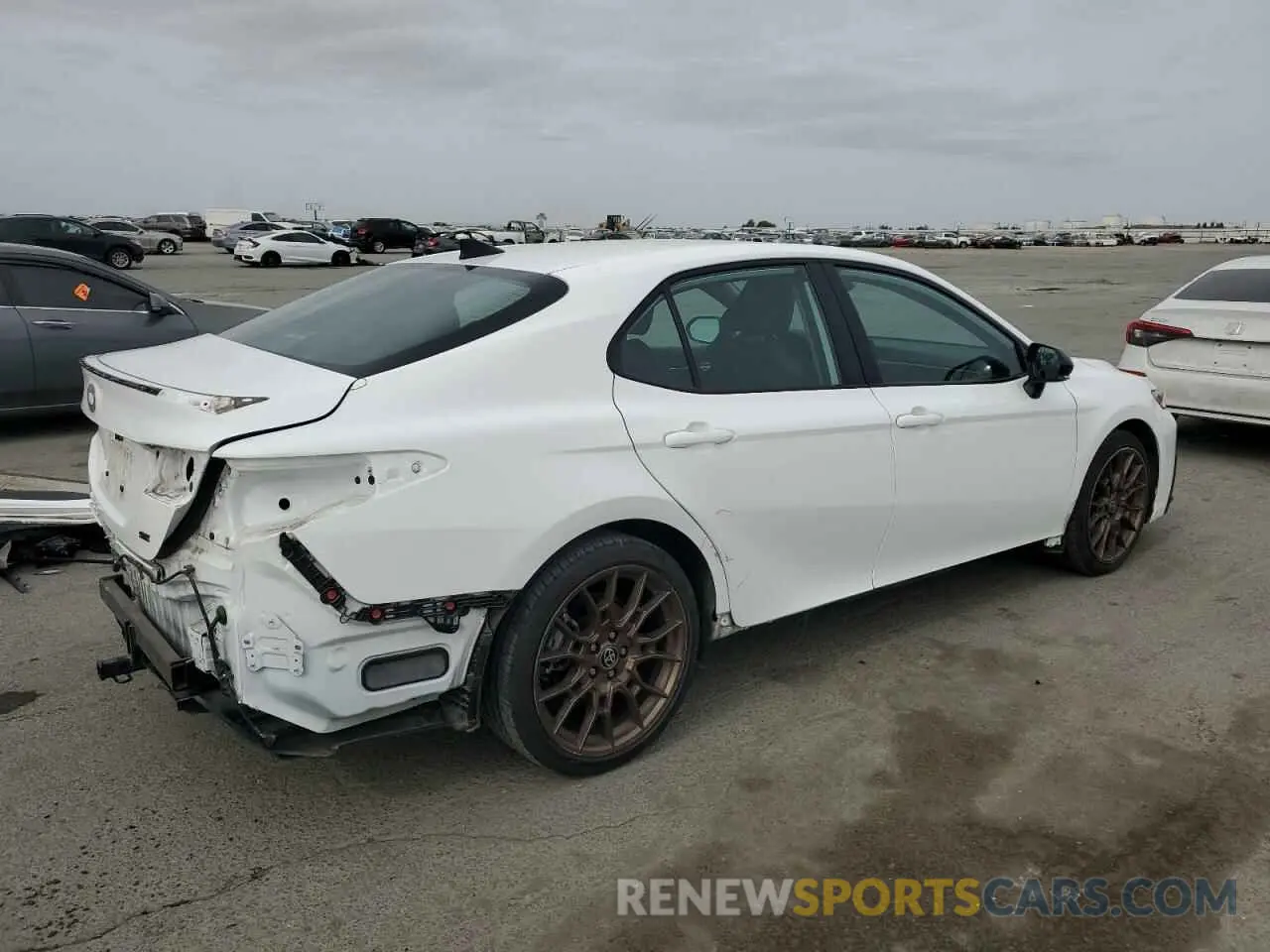 3 Photograph of a damaged car 4T1T31AK0PU047716 TOYOTA CAMRY 2023