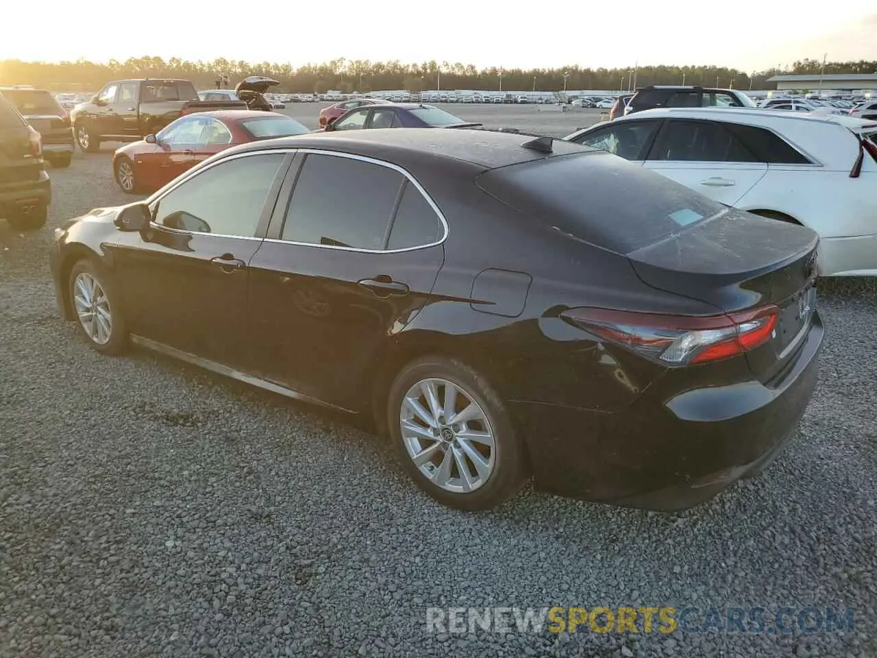 2 Фотография поврежденного автомобиля 4T1C11AK0RU207196 TOYOTA CAMRY 2024