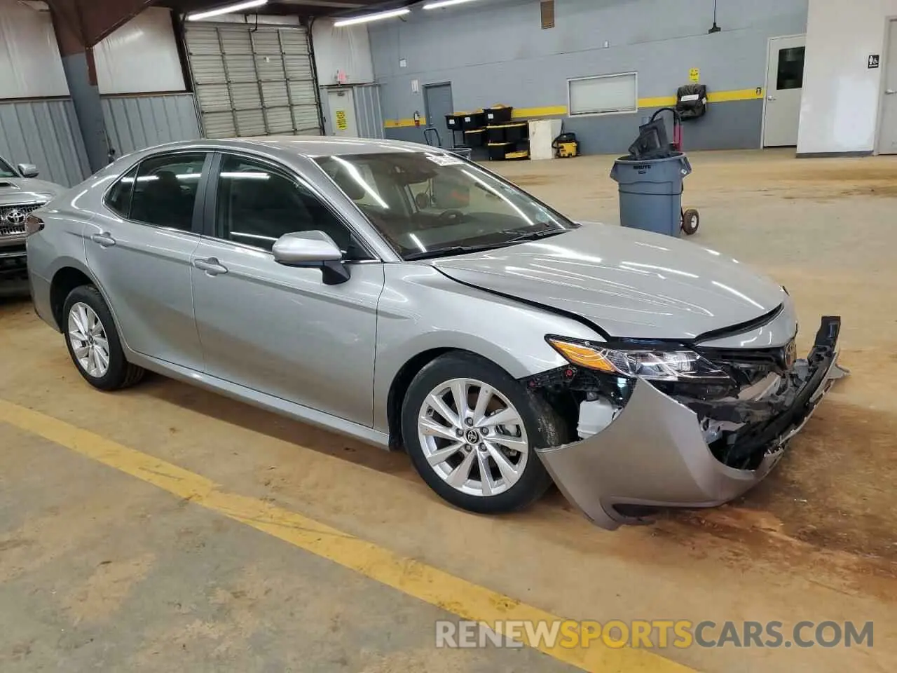 4 Фотография поврежденного автомобиля 4T1C11AK0RU209479 TOYOTA CAMRY 2024