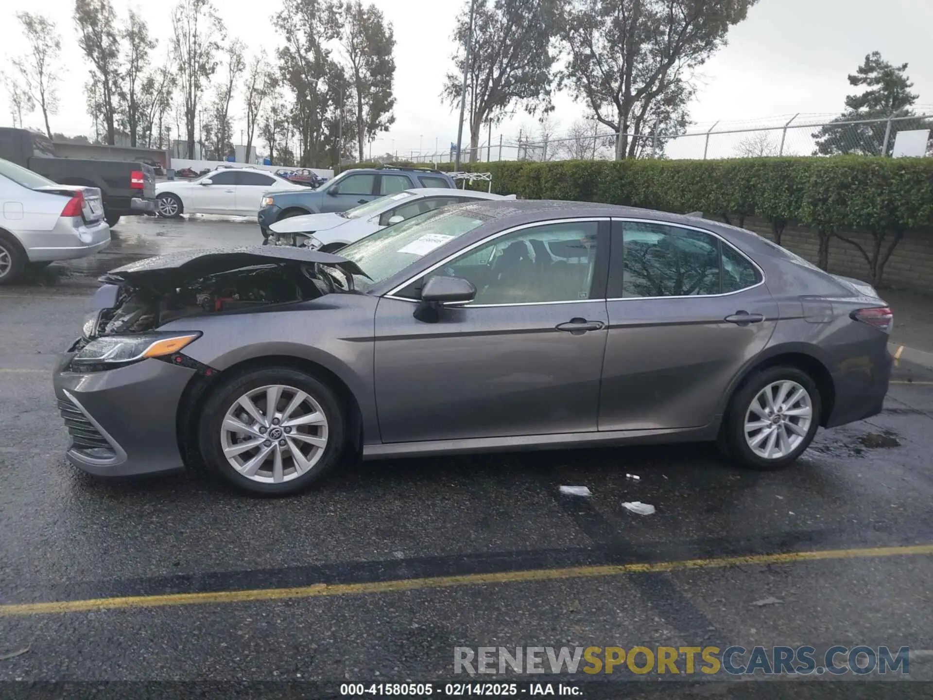 14 Photograph of a damaged car 4T1C11AK1RU228588 TOYOTA CAMRY 2024