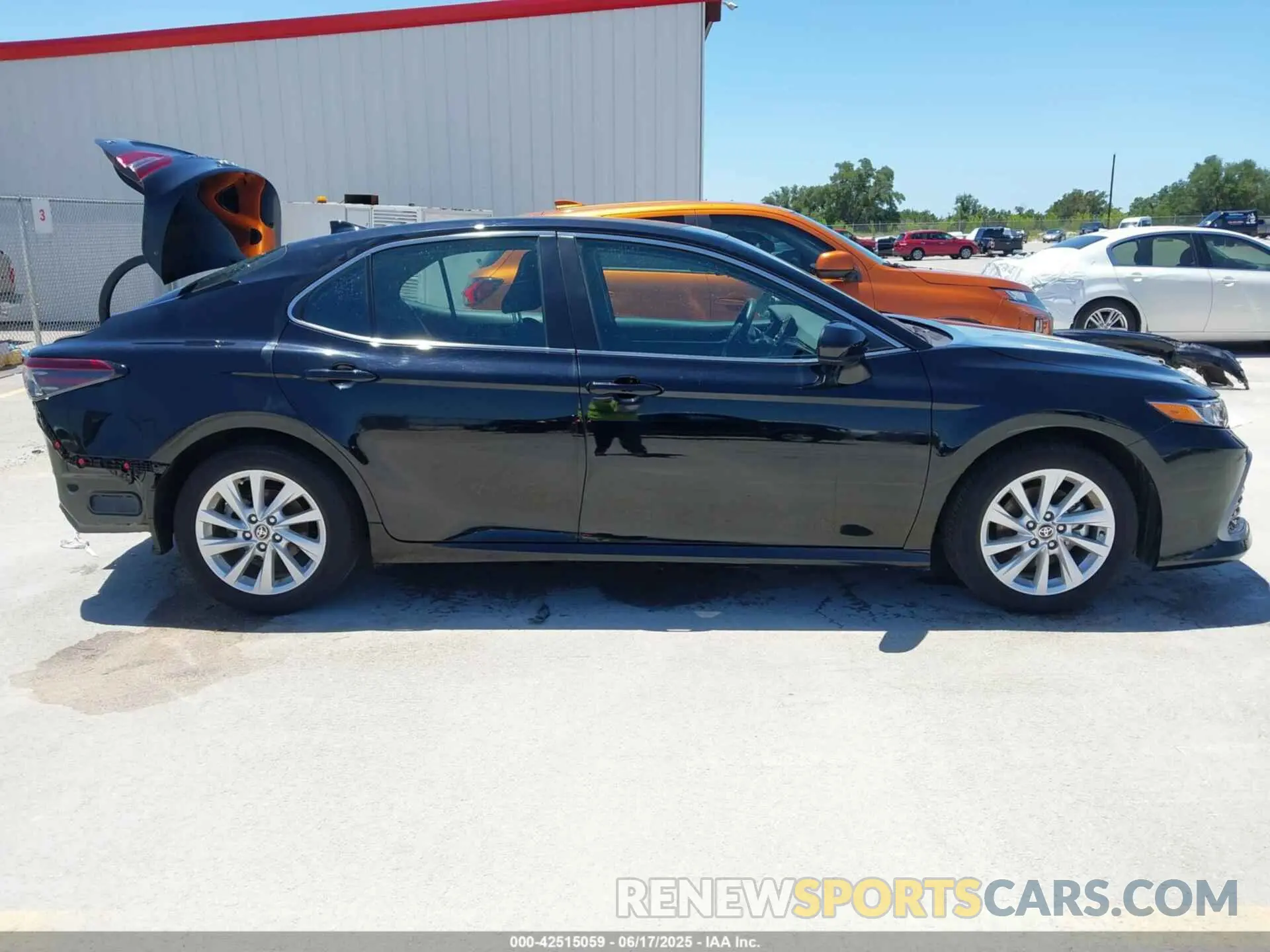14 Photograph of a damaged car 4T1C11AK1RU871586 TOYOTA CAMRY 2024
