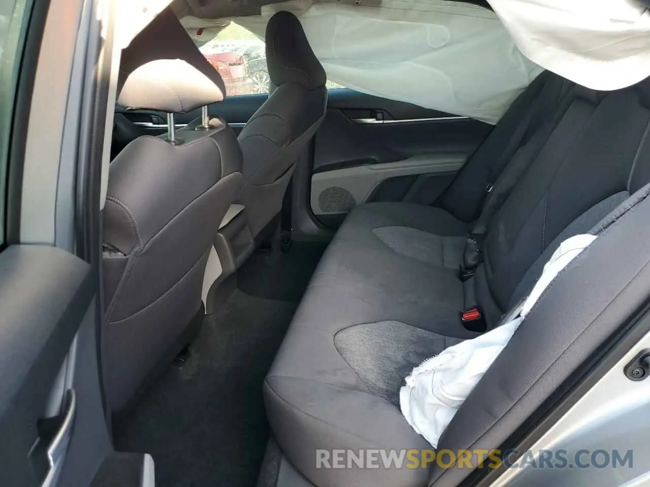 10 Photograph of a damaged car 4T1C11AK2RU870530 TOYOTA CAMRY 2024