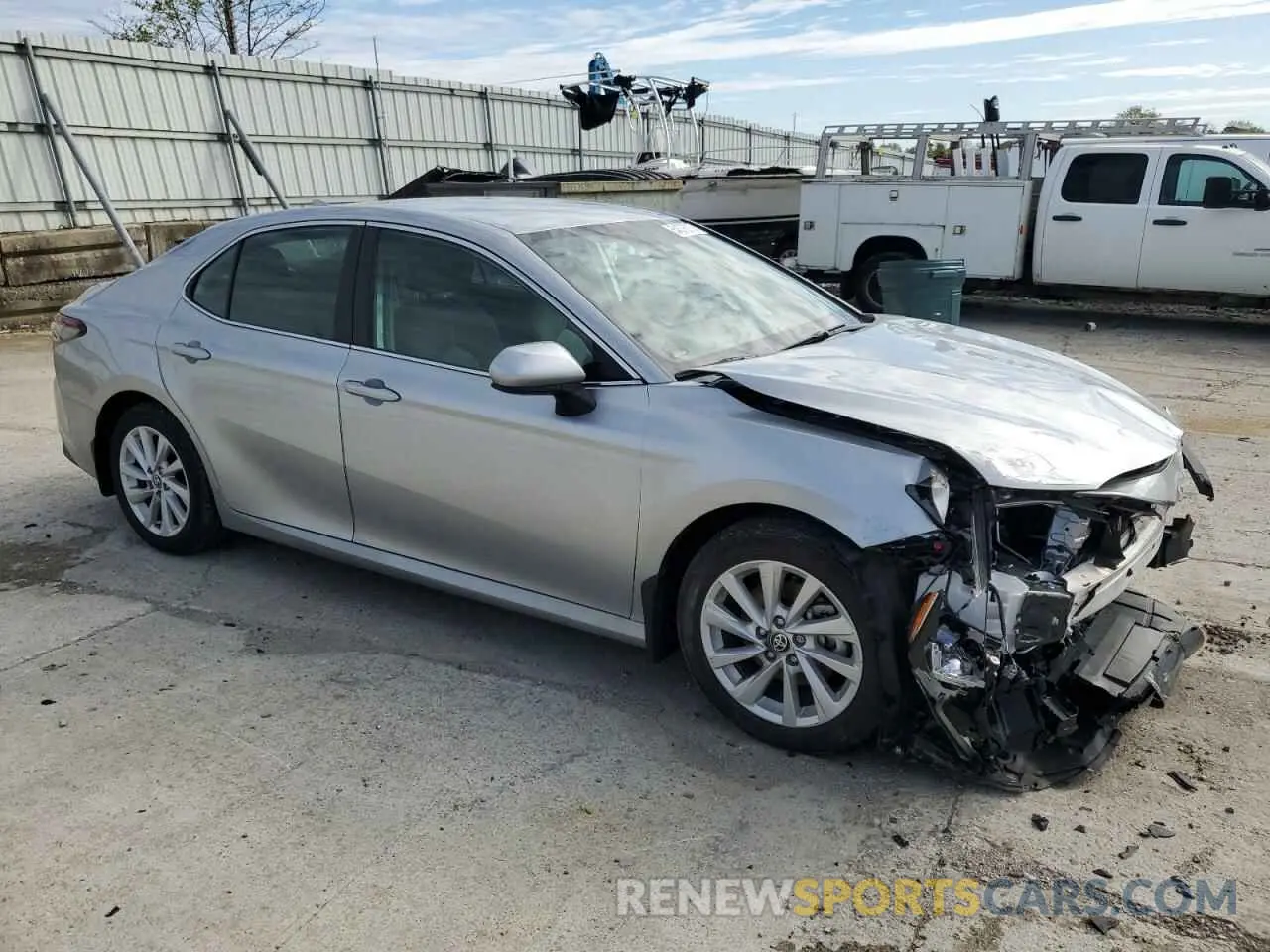 4 Фотография поврежденного автомобиля 4T1C11AK2RU920309 TOYOTA CAMRY 2024