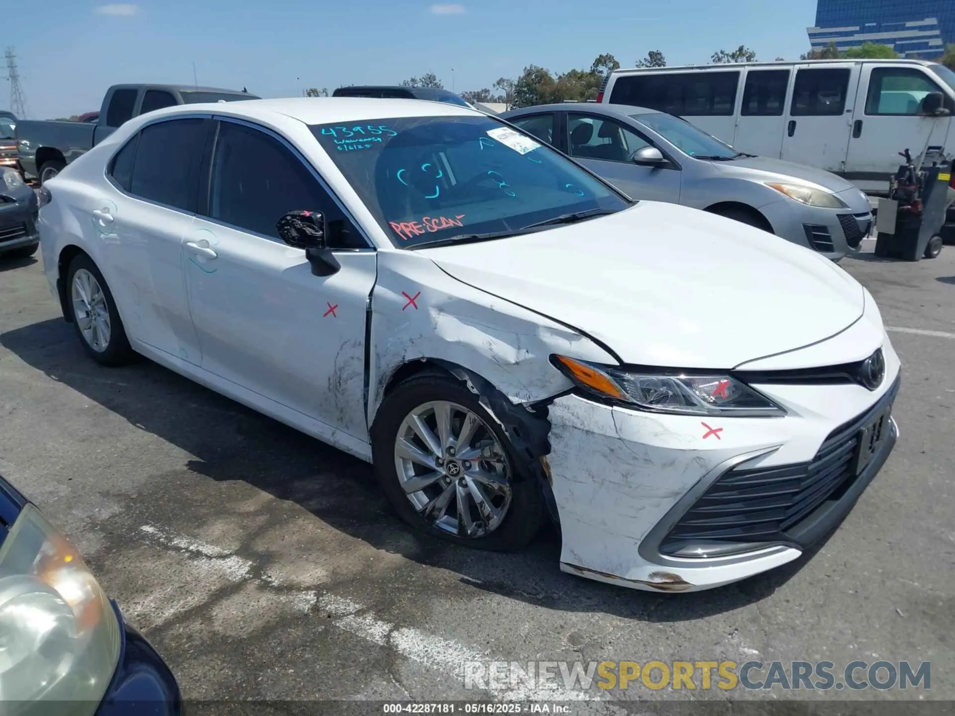 13 Фотография поврежденного автомобиля 4T1C11AK3RU888776 TOYOTA CAMRY 2024