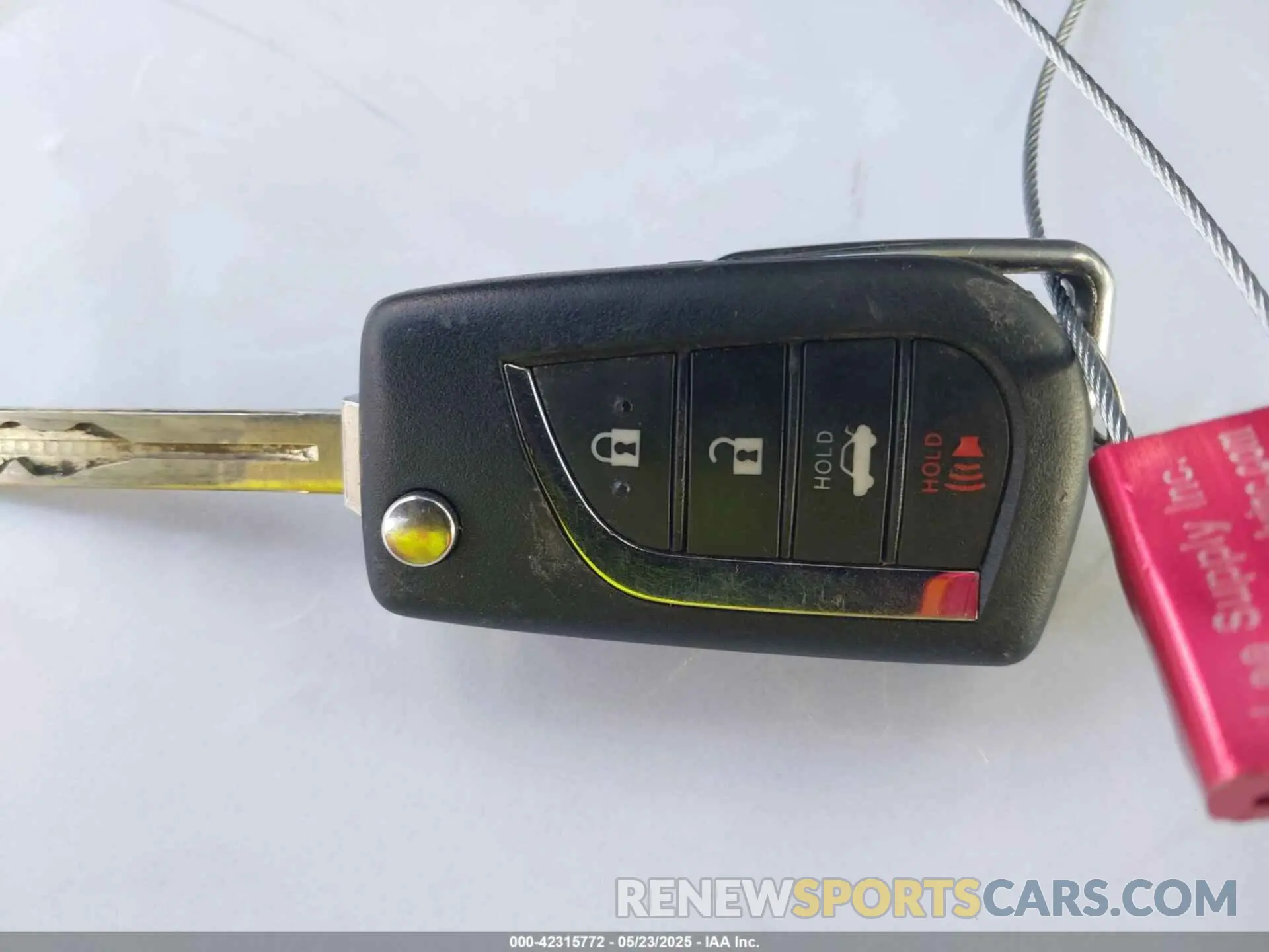 11 Фотография поврежденного автомобиля 4T1C11AK4RU915337 TOYOTA CAMRY 2024