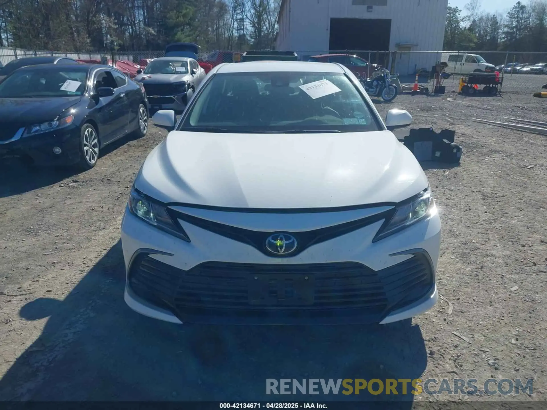 12 Фотография поврежденного автомобиля 4T1C11AK5RU193067 TOYOTA CAMRY 2024