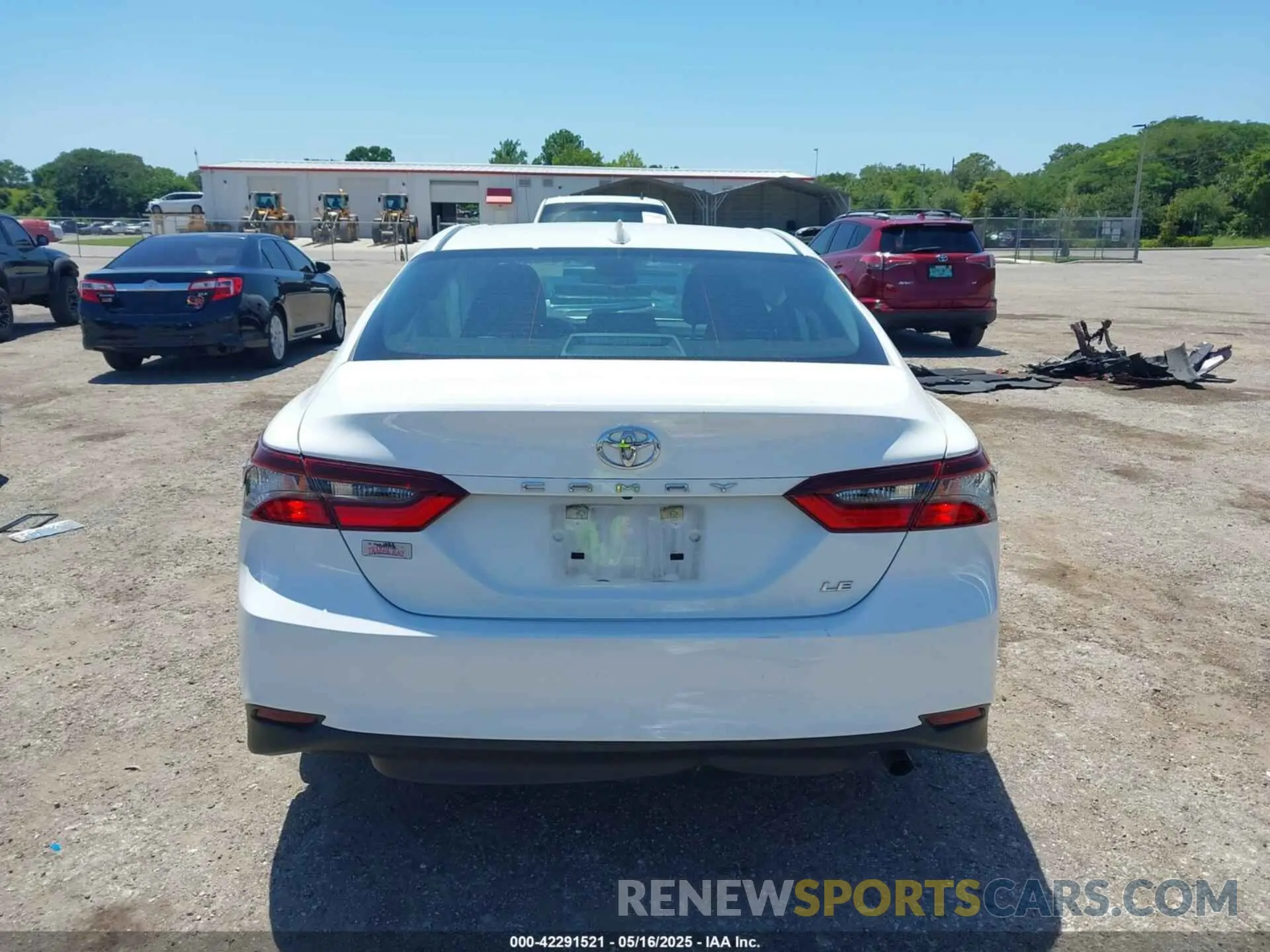 16 Photograph of a damaged car 4T1C11AK5RU844424 TOYOTA CAMRY 2024