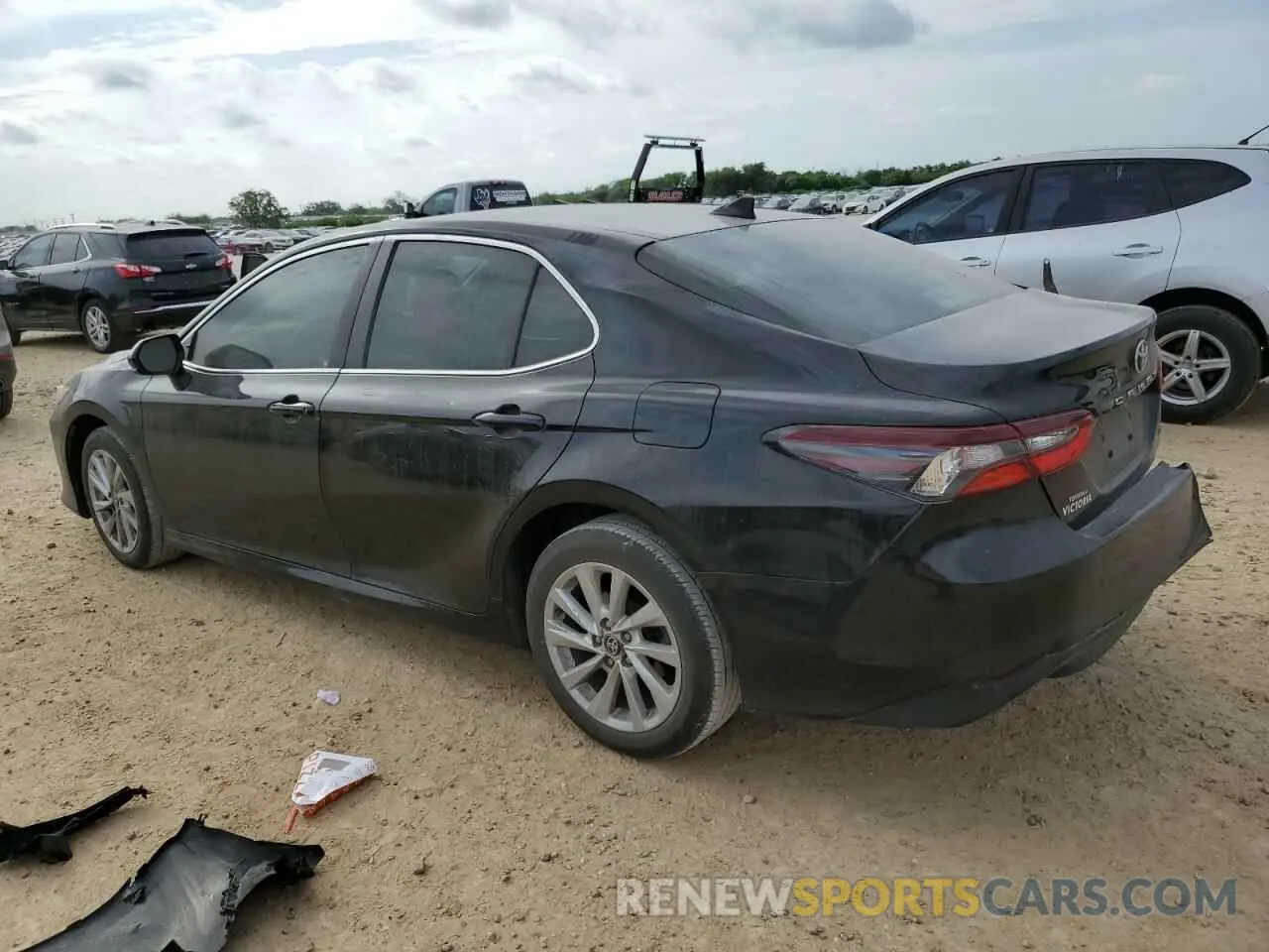 2 Фотография поврежденного автомобиля 4T1C11AK5RU851096 TOYOTA CAMRY 2024