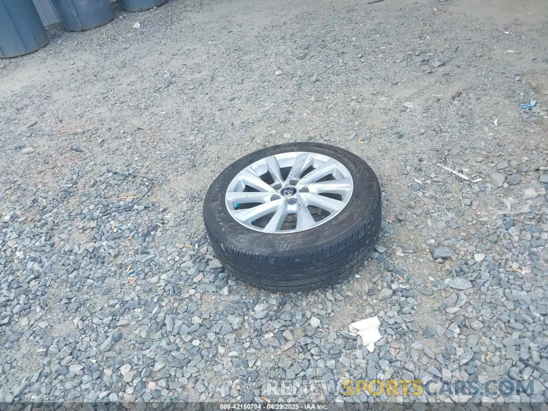 12 Фотография поврежденного автомобиля 4T1C11AK6RU874600 TOYOTA CAMRY 2024