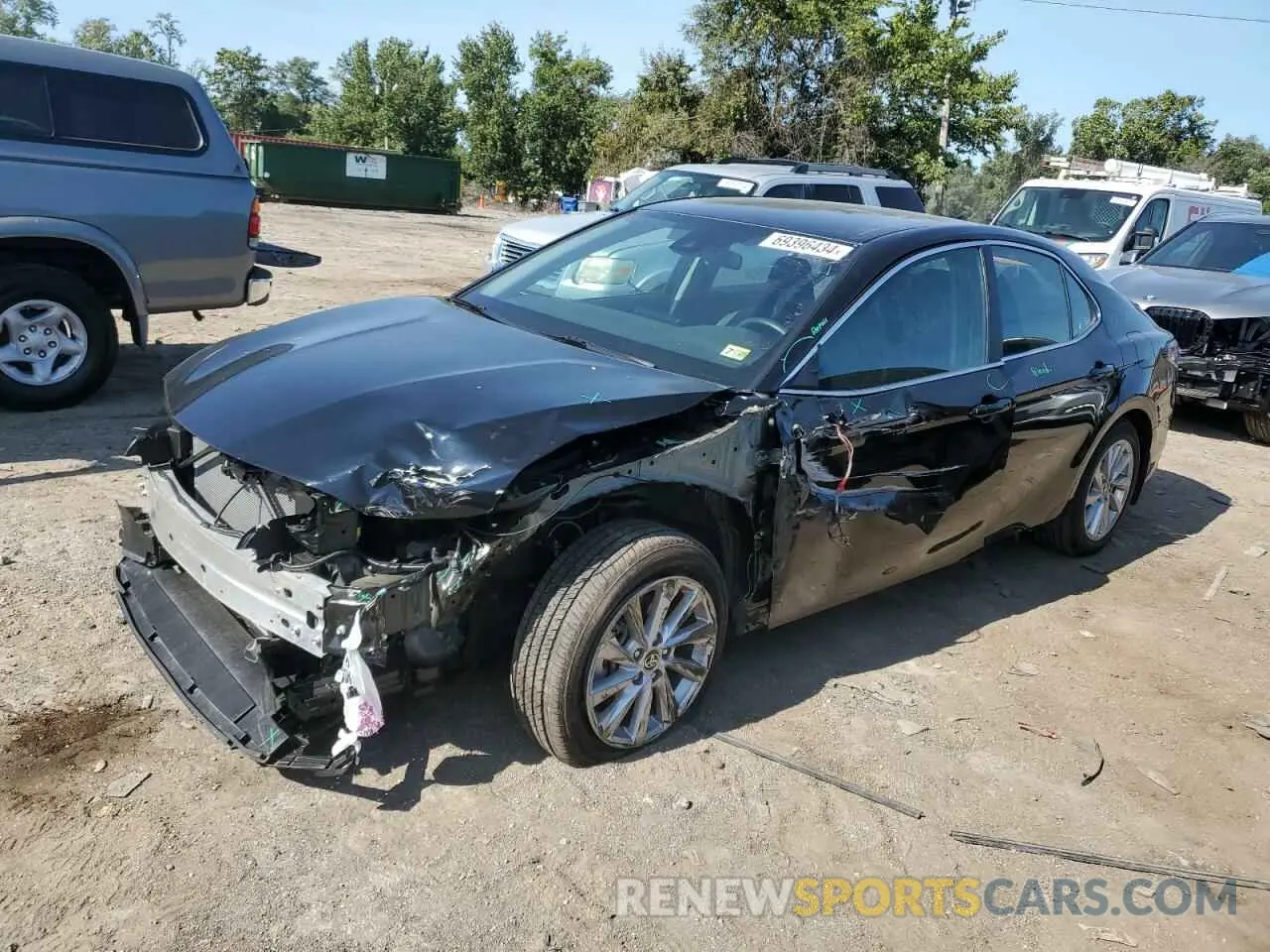 1 Фотография поврежденного автомобиля 4T1C11AK7RU201587 TOYOTA CAMRY 2024