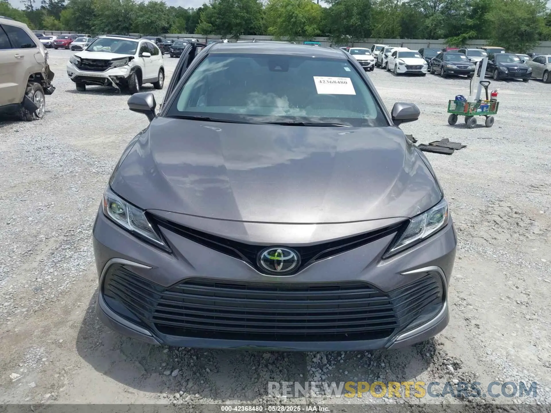 12 Фотография поврежденного автомобиля 4T1C11AK7RU208815 TOYOTA CAMRY 2024