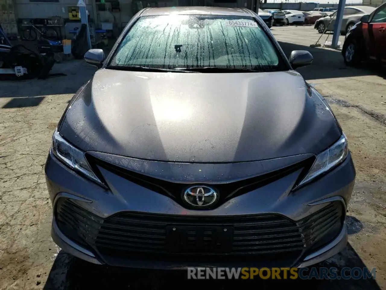 5 Photograph of a damaged car 4T1C11AK7RU860608 TOYOTA CAMRY 2024