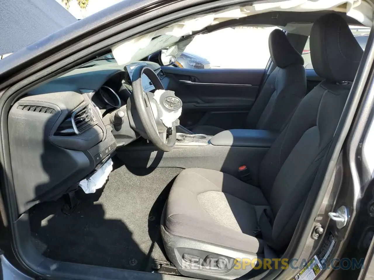 7 Фотография поврежденного автомобиля 4T1C11AK7RU862214 TOYOTA CAMRY 2024
