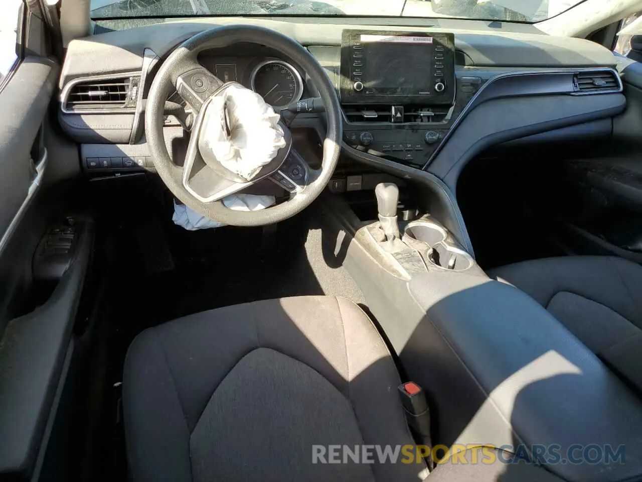 8 Фотография поврежденного автомобиля 4T1C11AK7RU862214 TOYOTA CAMRY 2024