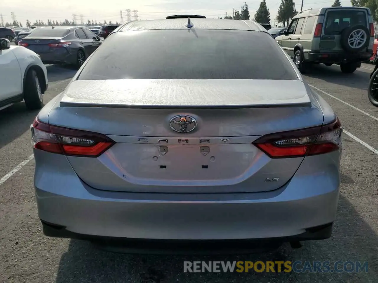 6 Фотография поврежденного автомобиля 4T1C11AK7RU898436 TOYOTA CAMRY 2024