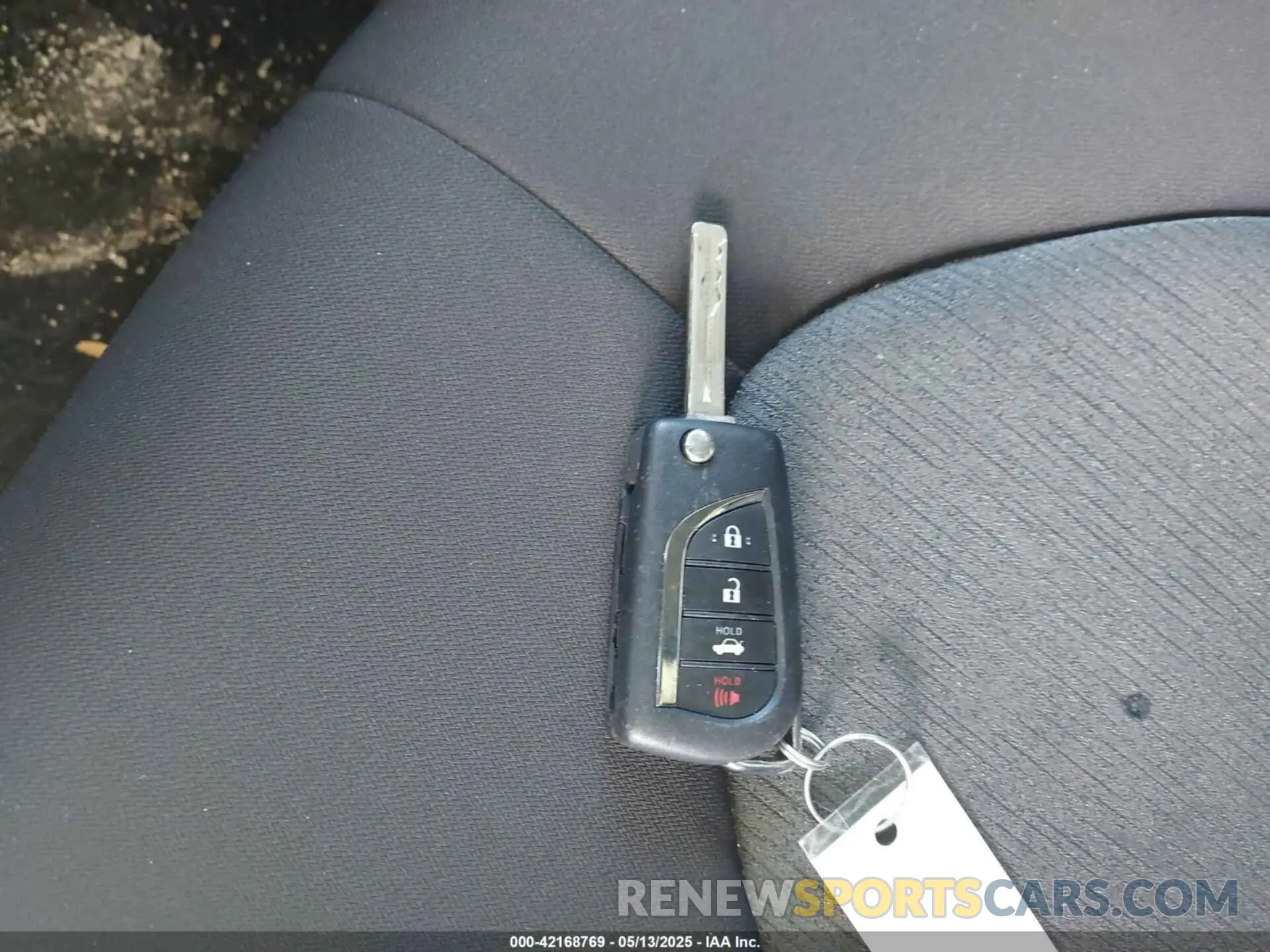 11 Фотография поврежденного автомобиля 4T1C11AK8RU215529 TOYOTA CAMRY 2024