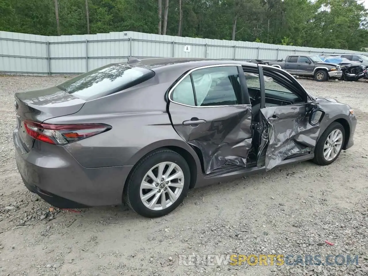 3 Photograph of a damaged car 4T1C11AK9RU898938 TOYOTA CAMRY 2024