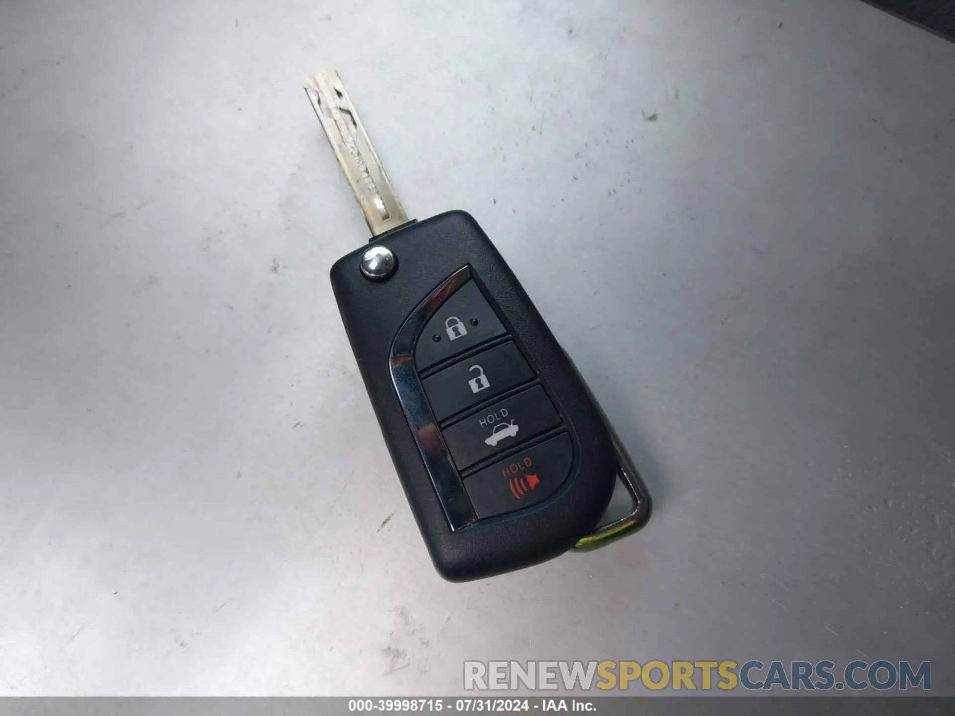 11 Фотография поврежденного автомобиля 4T1C11AK9RU904205 TOYOTA CAMRY 2024