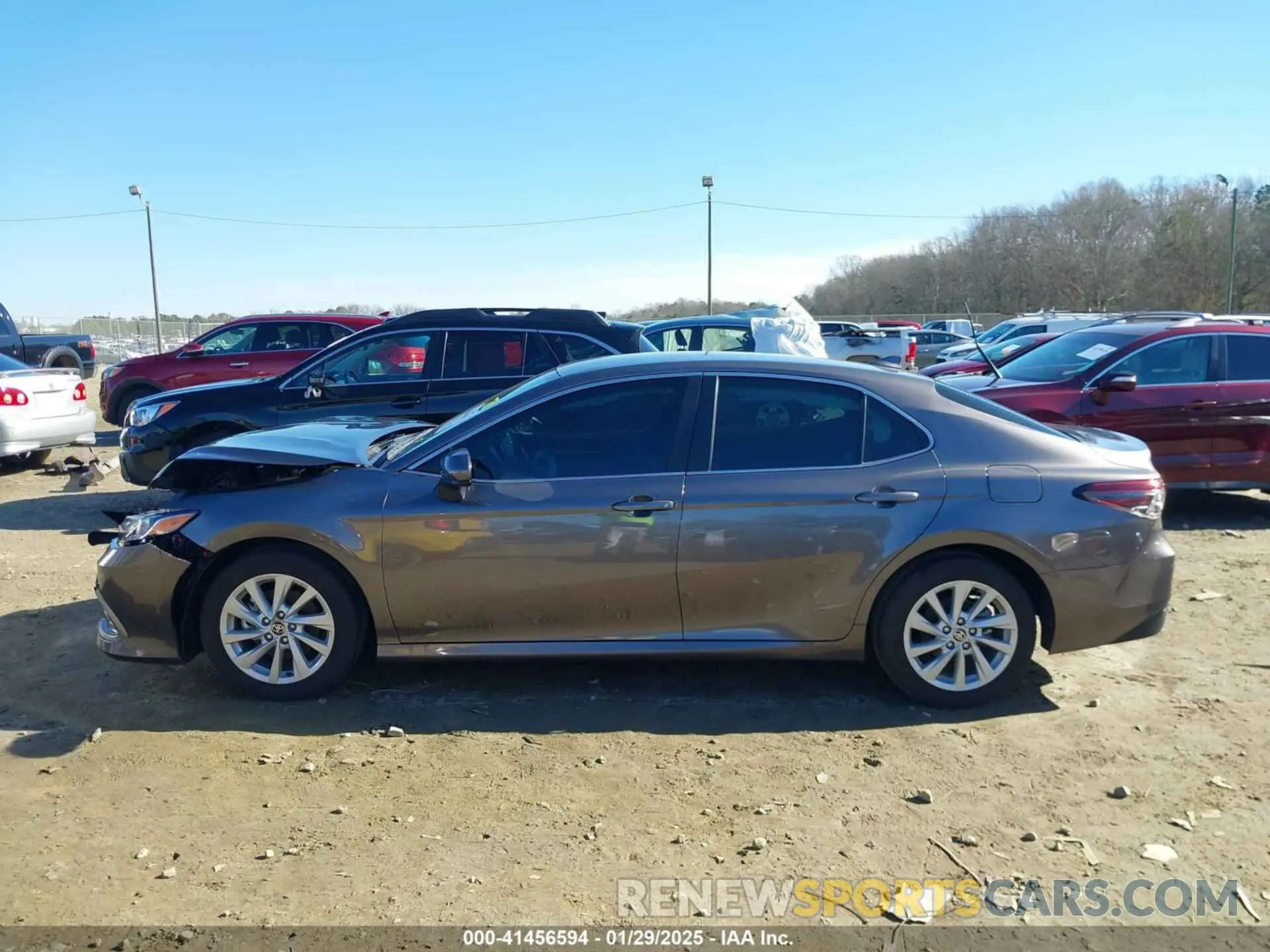 14 Фотография поврежденного автомобиля 4T1C11AKXRU859565 TOYOTA CAMRY 2024