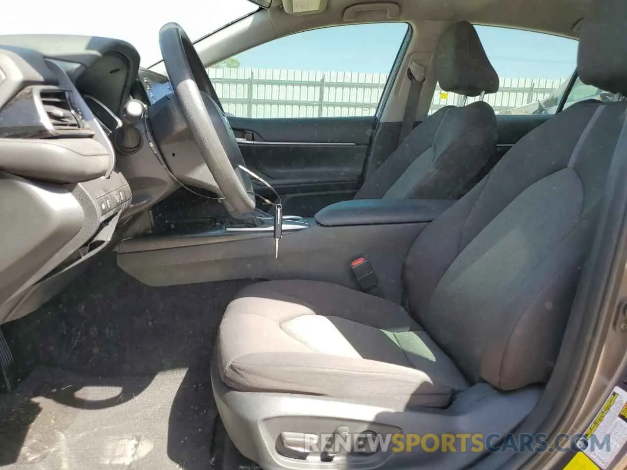 7 Фотография поврежденного автомобиля 4T1C11AKXRU861803 TOYOTA CAMRY 2024