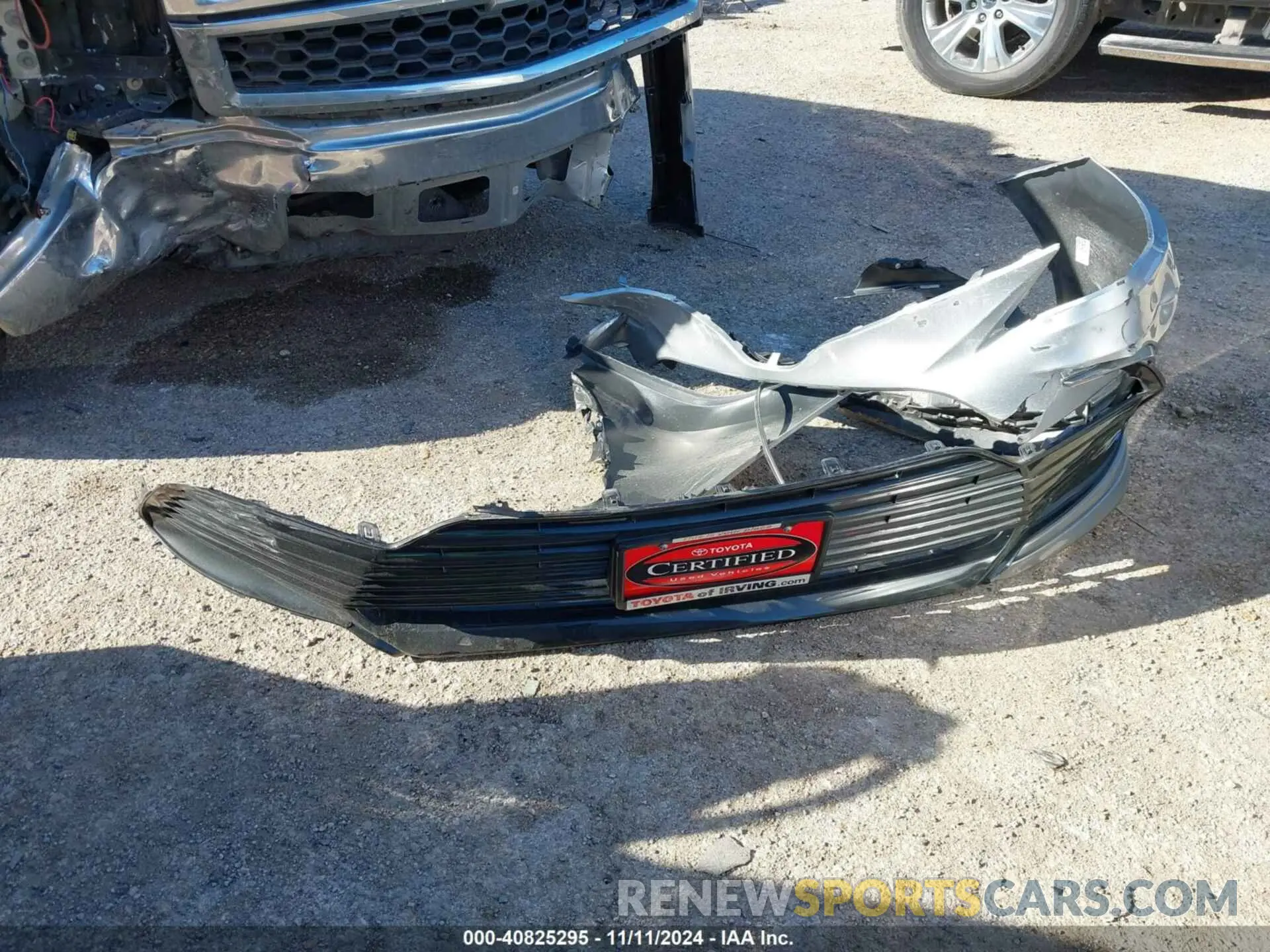 12 Фотография поврежденного автомобиля 4T1C11AKXRU872607 TOYOTA CAMRY 2024