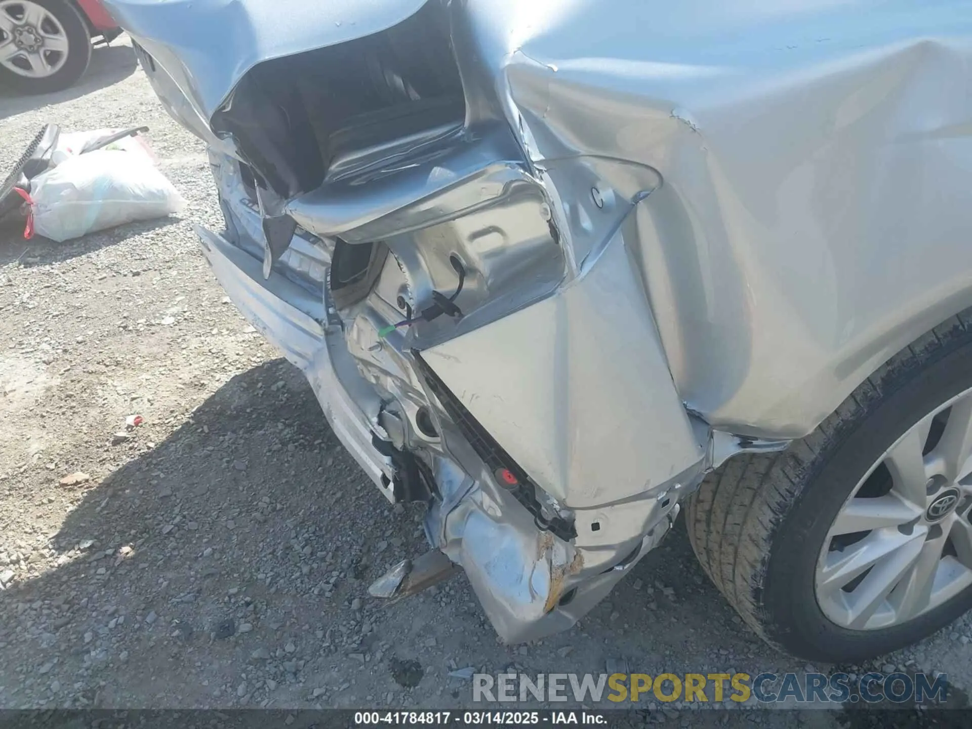 18 Photograph of a damaged car 4T1C11AKXRU899113 TOYOTA CAMRY 2024