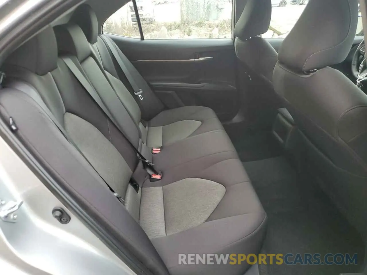 10 Фотография поврежденного автомобиля 4T1C11BK5RU117783 TOYOTA CAMRY 2024