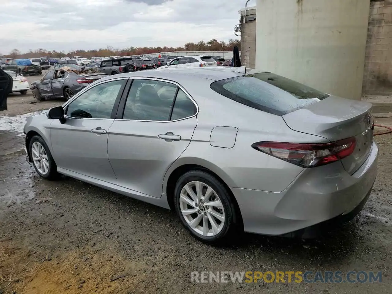 2 Фотография поврежденного автомобиля 4T1C11BK5RU117783 TOYOTA CAMRY 2024