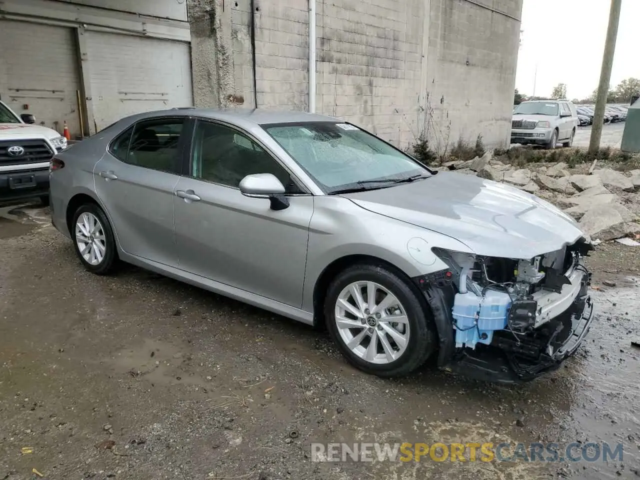 4 Фотография поврежденного автомобиля 4T1C11BK5RU117783 TOYOTA CAMRY 2024