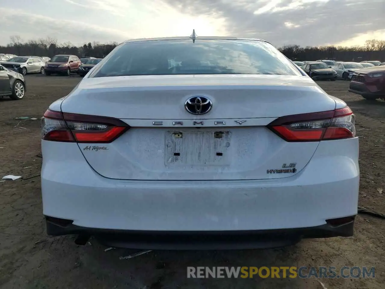 6 Фотография поврежденного автомобиля 4T1C31AK0RU062686 TOYOTA CAMRY 2024