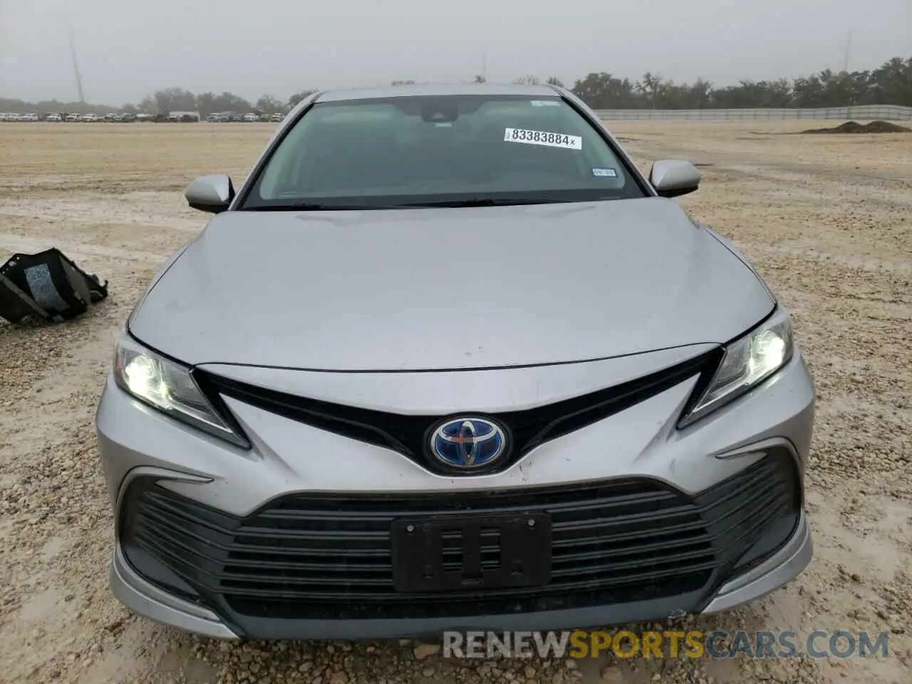 5 Photograph of a damaged car 4T1C31AK0RU621427 TOYOTA CAMRY 2024