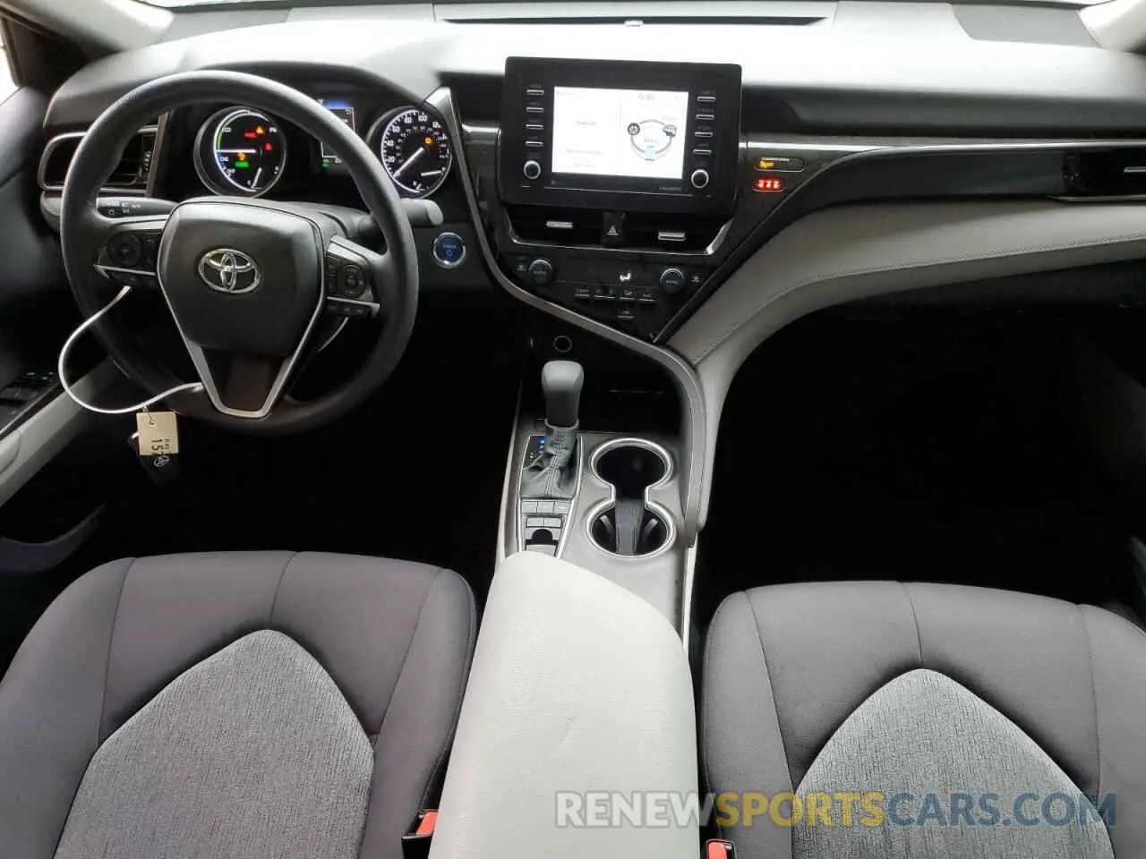8 Фотография поврежденного автомобиля 4T1C31AK1RU070506 TOYOTA CAMRY 2024