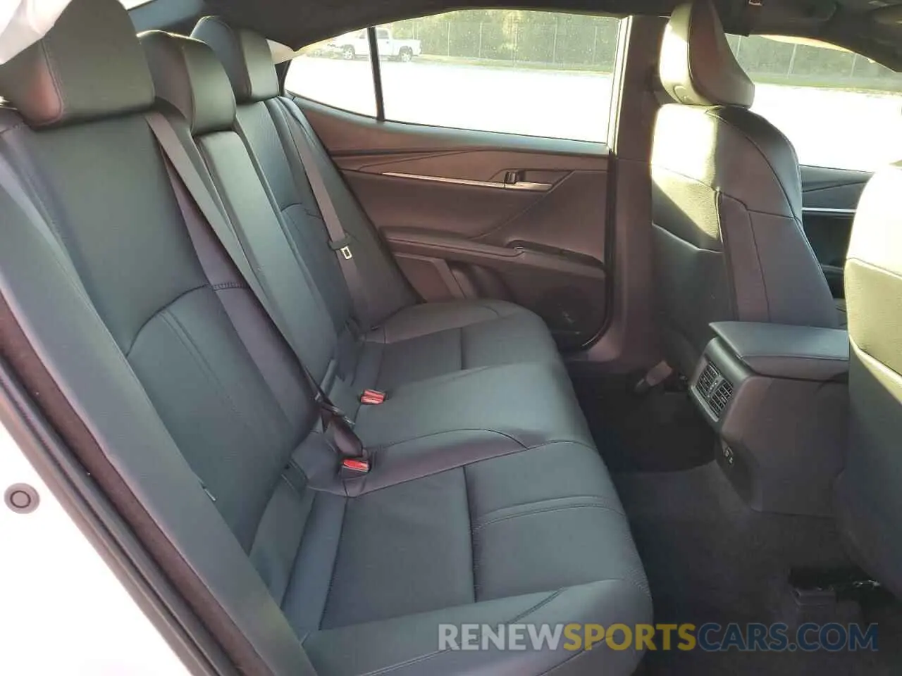 10 Фотография поврежденного автомобиля 4T1DAACK6SU017278 TOYOTA CAMRY 2024